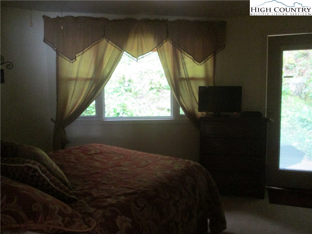 138 Village Road Beech Mountain, NC 28604 - Photo 11 of 14 Gallery Image 11