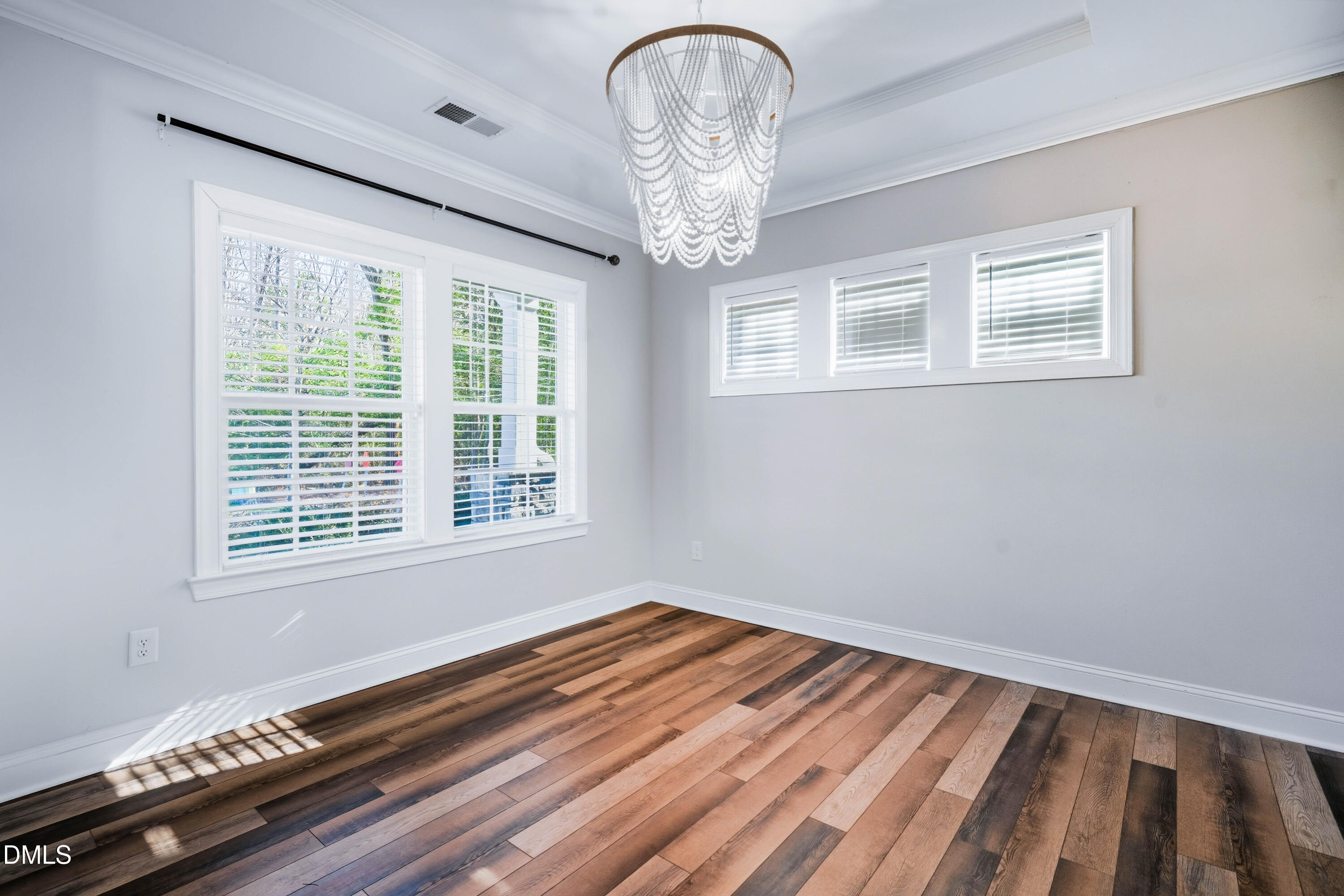 824 Kingsworth Way Angier, NC 27501 - Photo 9 of 32 DININGROOM
