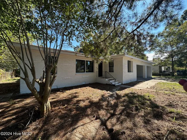 $215,000 | 224 Hill Street, Ahoskie, NC 27910