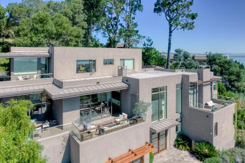 $5,388,000 | 4755 Paradise Drive, Tiburon, CA 94920