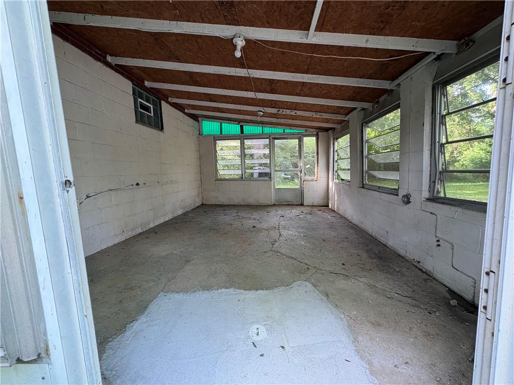 5357 Brownsville Road Pittsburgh, PA 15236 - Photo 21 of 21 Covered Patio
