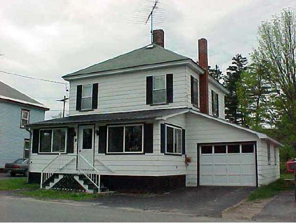 13 Washington Street Lunenburg, VT 05904 - Photo 1 of 5 Gallery Image 1