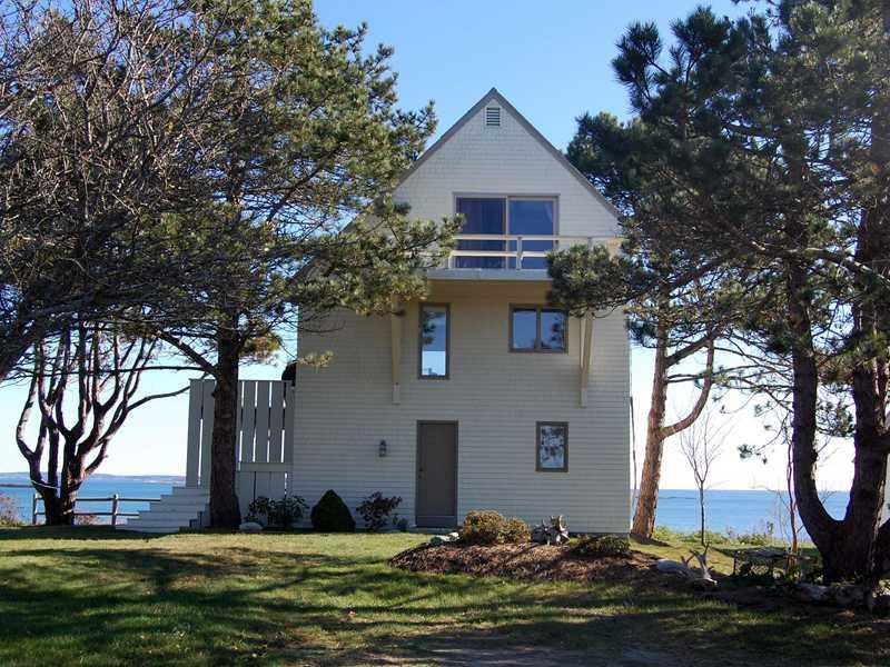 2203 Harpswell Islands Road Harpswell, ME 04079 - Photo 1 of 35 View.