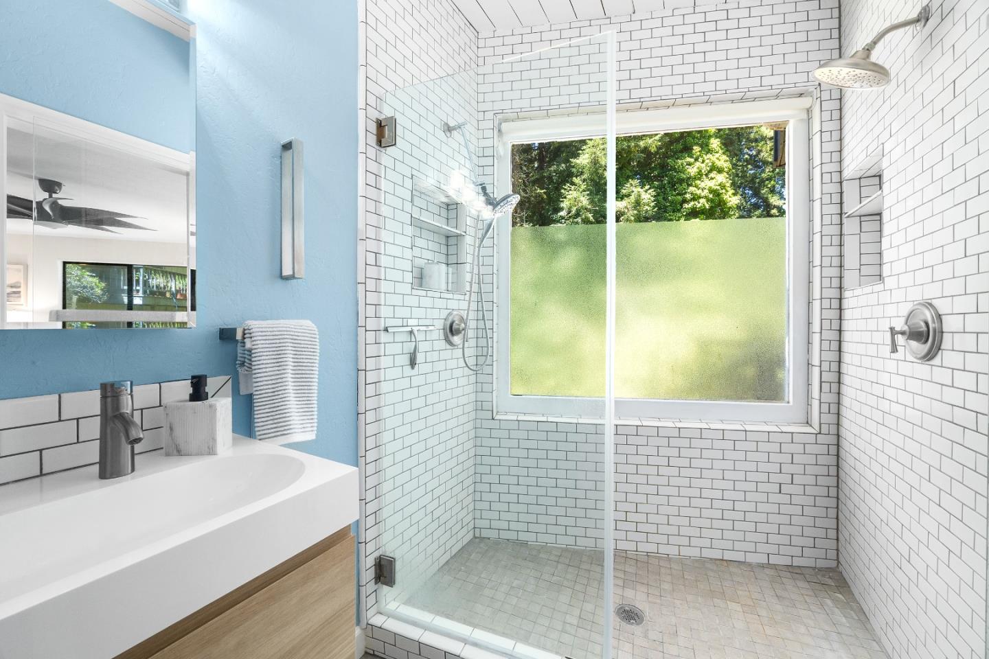 321 Valencia Road Aptos, CA 95003 - Photo 27 of 50 a bathroom with a shower