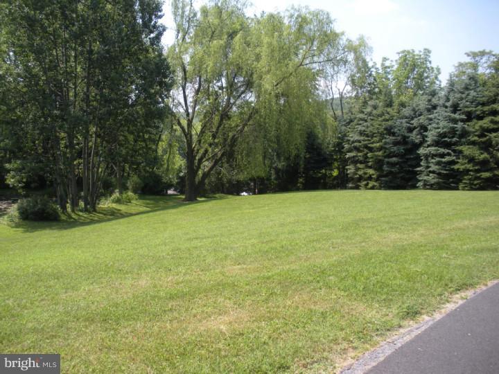 1560 Welsh Road Reading, PA 19607 - Photo 7 of 23