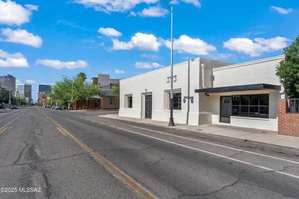 $1,749,000 | 443 South Stone Avenue, Tucson, AZ 85701