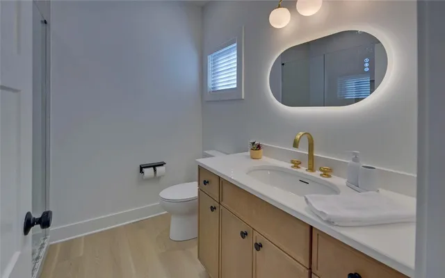 $795,000 | 73 Woodlake Drive, Unit B, Hartwell, GA 30643