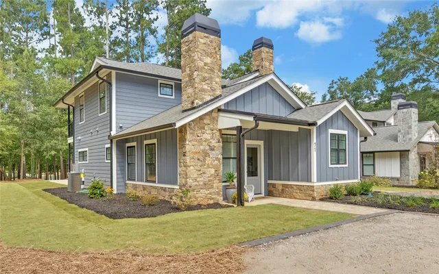 $795,000 | 73 Woodlake Drive, Unit B, Hartwell, GA 30643