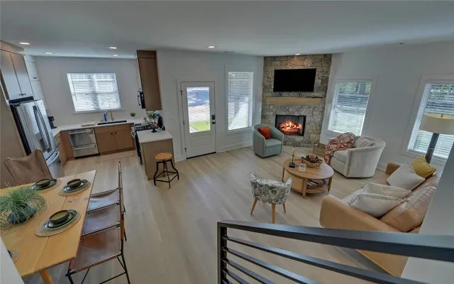 $795,000 | 73 Woodlake Drive, Unit B, Hartwell, GA 30643