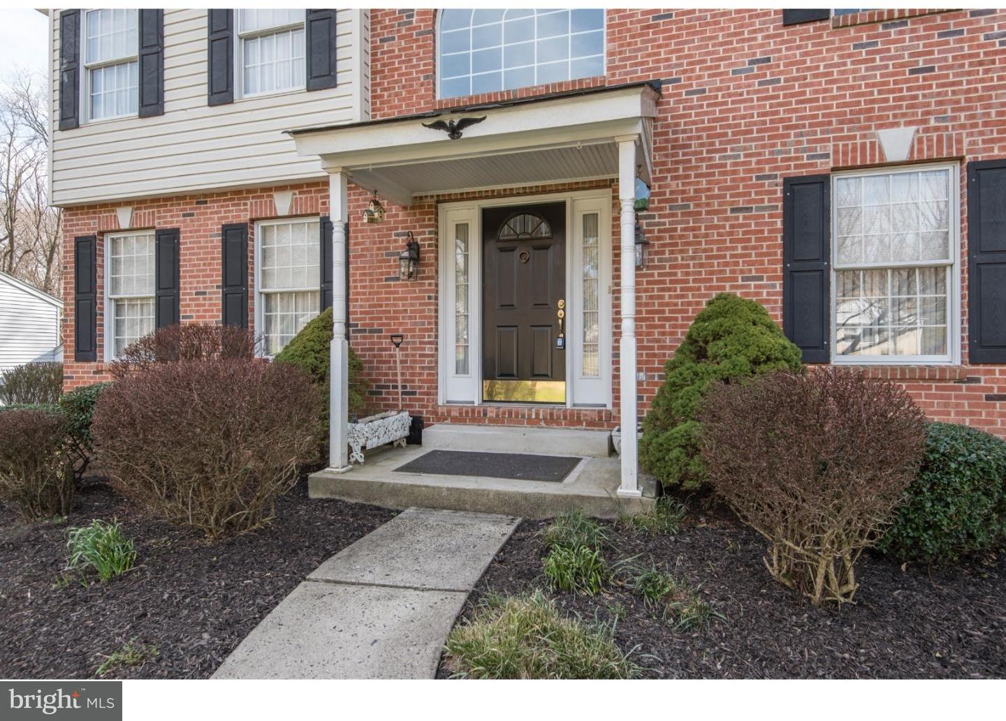 726 Suffolk Road Abington, PA 19046 - Photo 2 of 24 Exterior Front