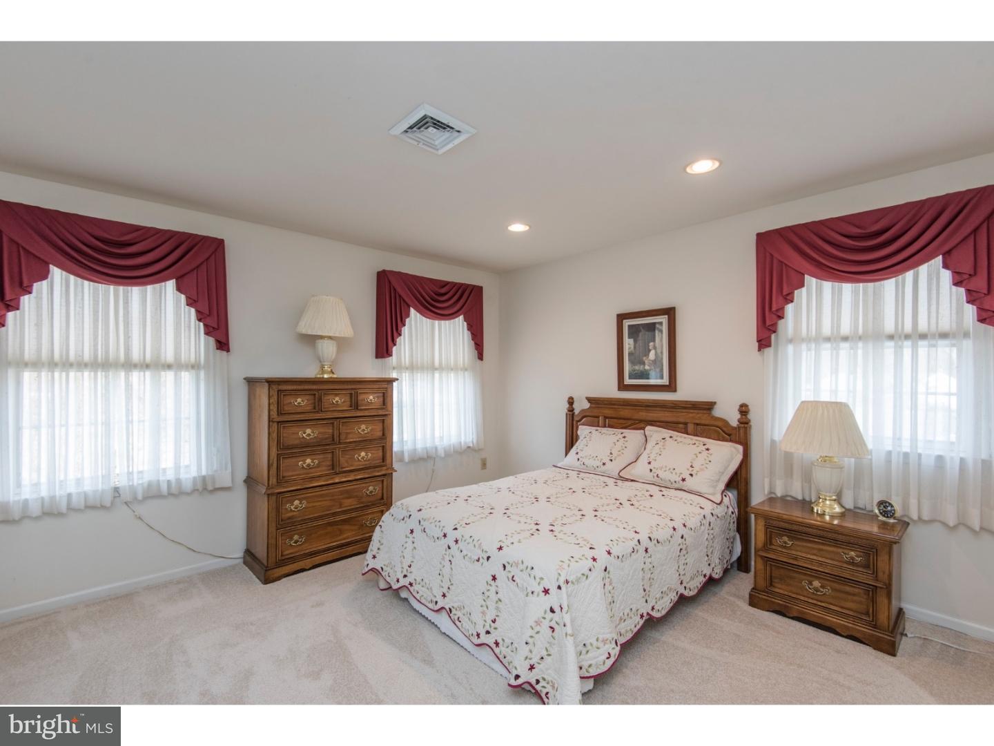 726 Suffolk Road Abington, PA 19046 - Photo 15 of 24 Bedroom 2