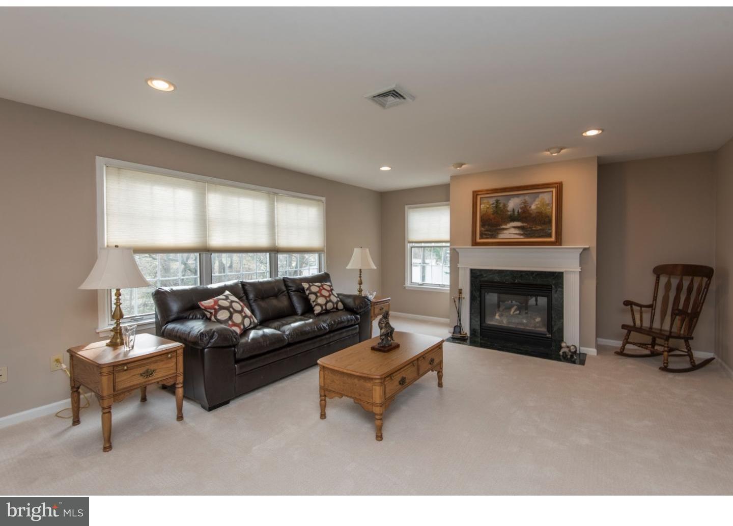 726 Suffolk Road Abington, PA 19046 - Photo 6 of 24 Family Room