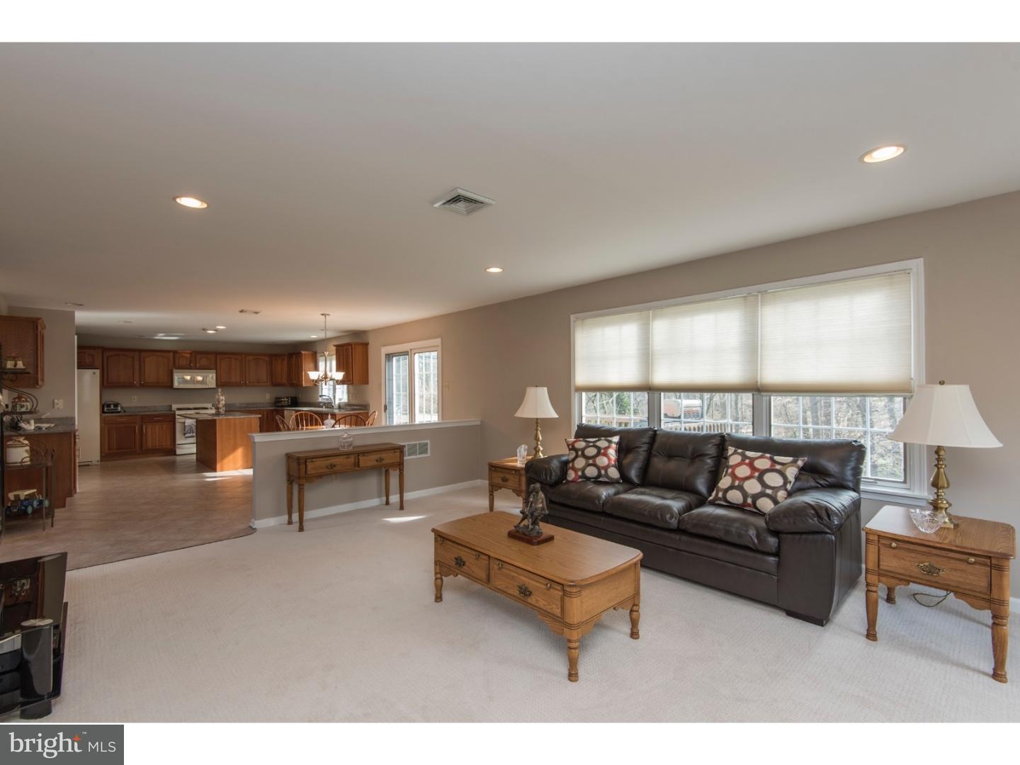 726 Suffolk Road Abington, PA 19046 - Photo 7 of 24 Family Room