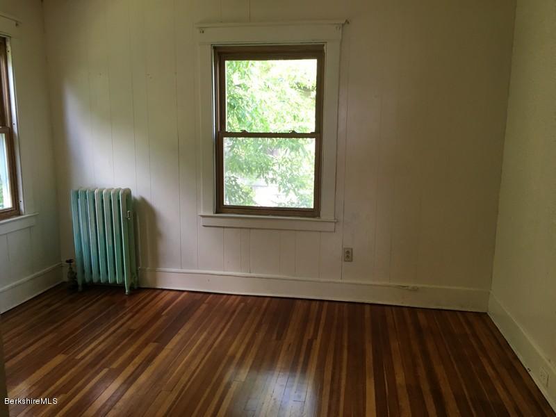 94 Bay State Road Pittsfield, MA 01201 - Photo 16 of 25 IMG_0684