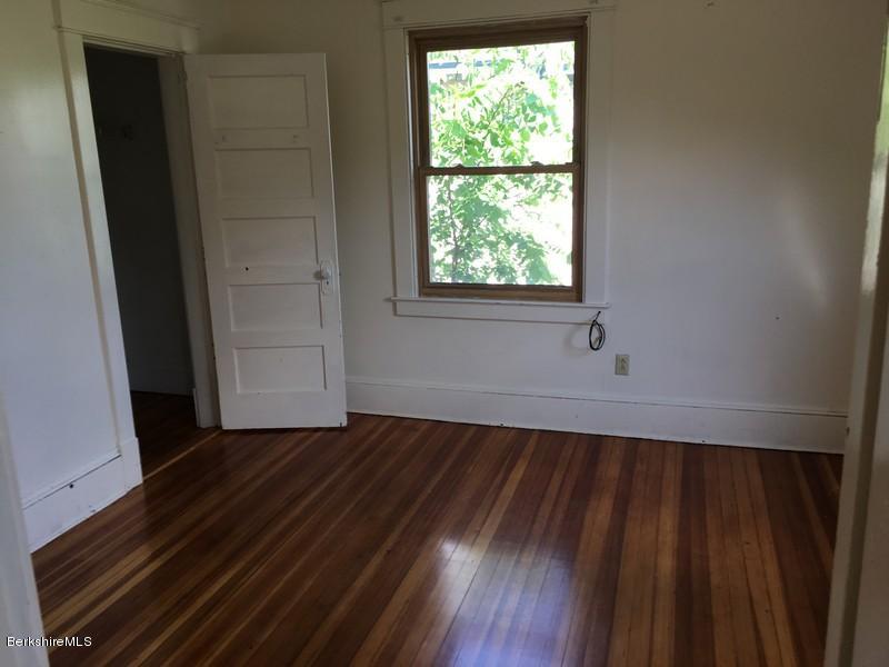 94 Bay State Road Pittsfield, MA 01201 - Photo 24 of 25 IMG_0691
