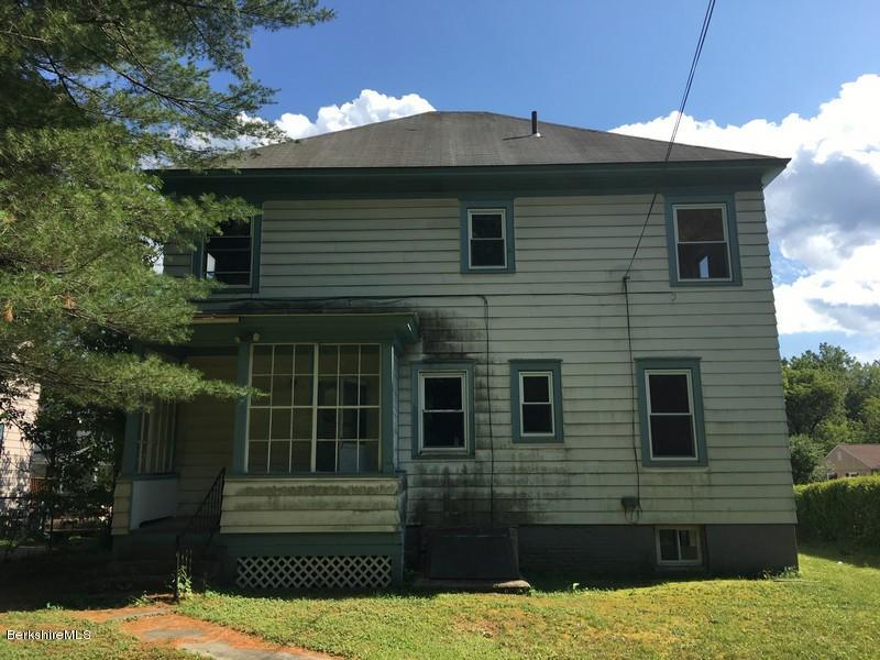 94 Bay State Road Pittsfield, MA 01201 - Photo 5 of 25 IMG_0672