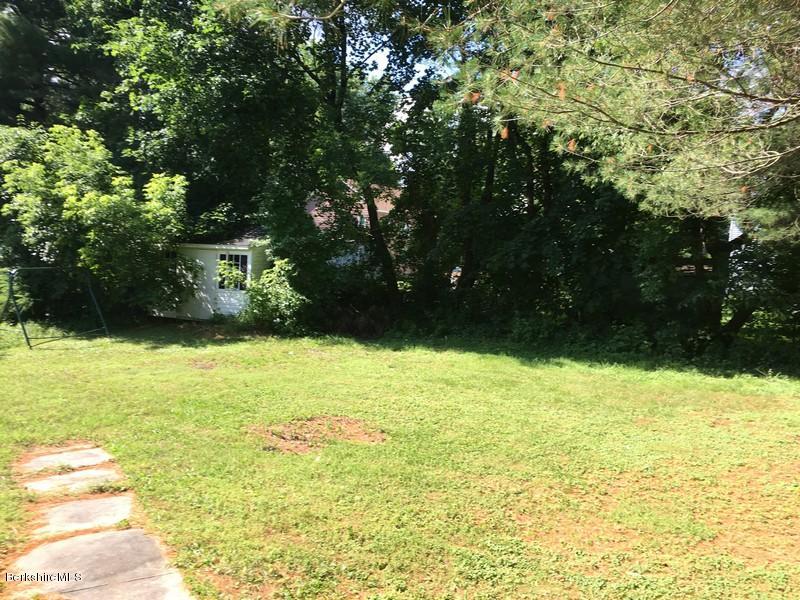 94 Bay State Road Pittsfield, MA 01201 - Photo 6 of 25 IMG_0670