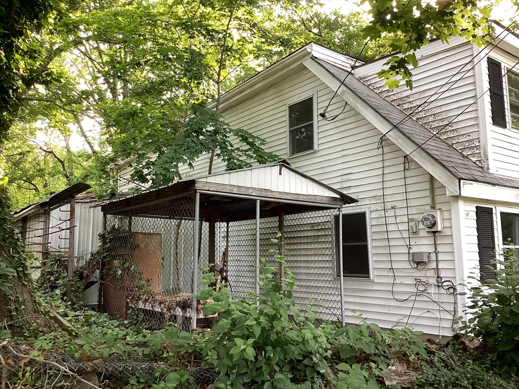 15 Campus Road Attleboro, MA 02703 - Photo 4 of 5