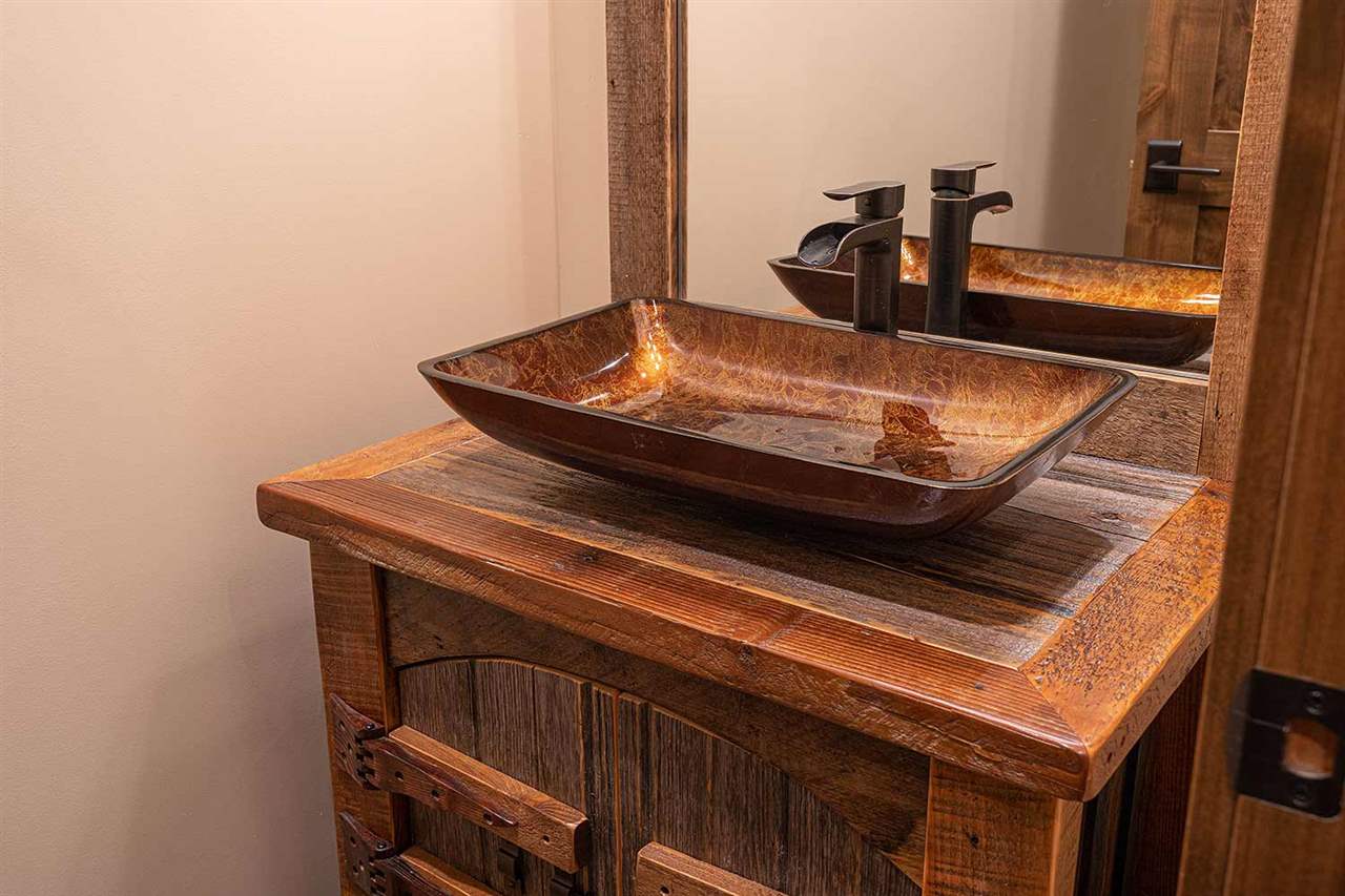 14643 Tyrol Road Truckee, CA 96161 - Photo 18 of 21 Gallery Image 18