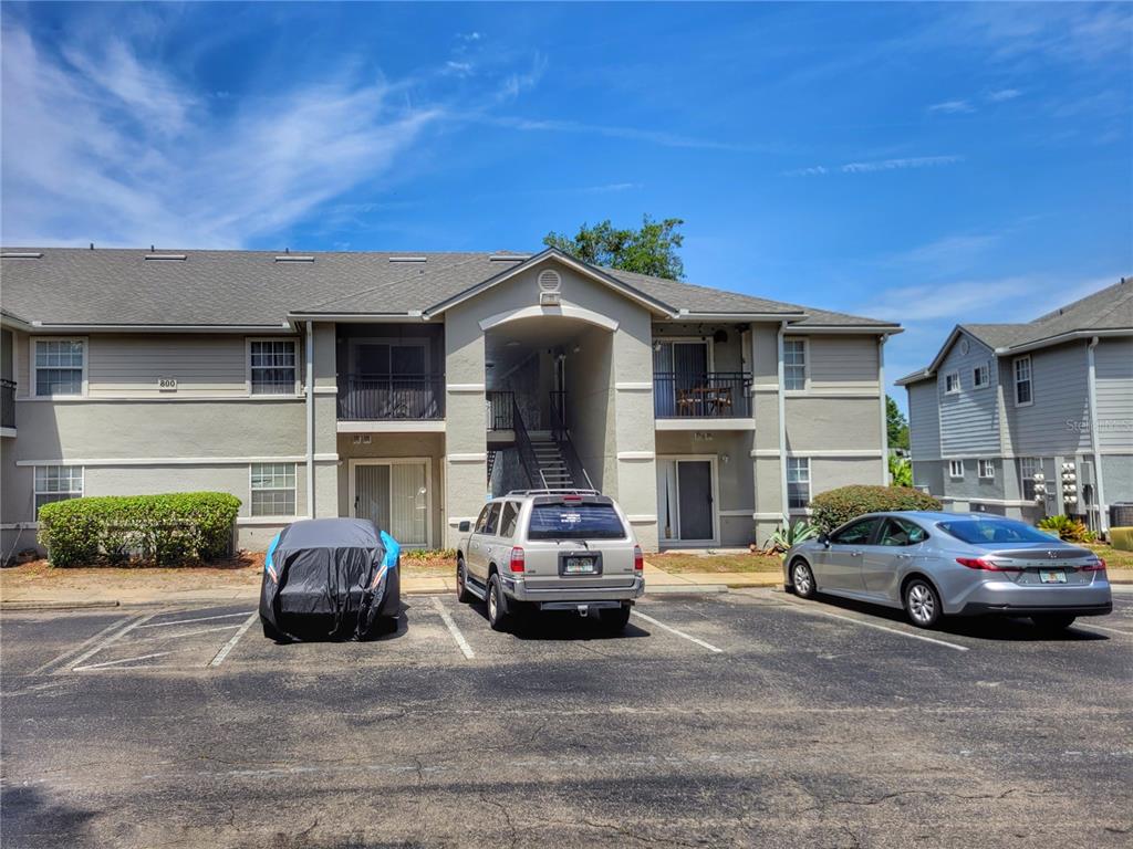 3705 Southwest 27th Street, Unit 818 Gainesville, FL 32608 - Photo 1 of 45