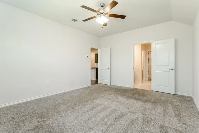 $2,050 | 406 Saddle Club Way, Princeton, TX 75407