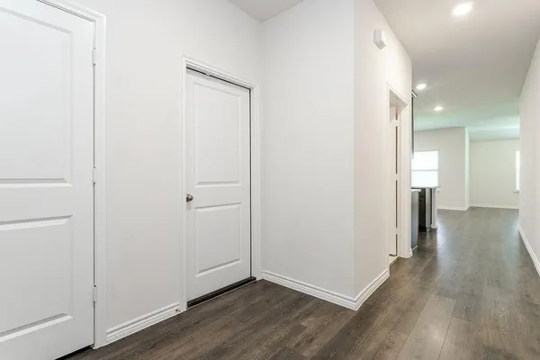 $2,000 | 406 Saddle Club Way, Princeton, TX 75407