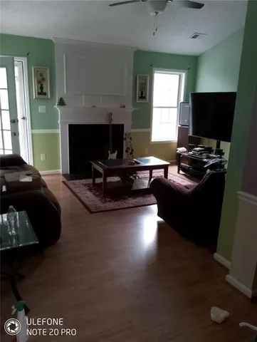 a view of workspace with windows