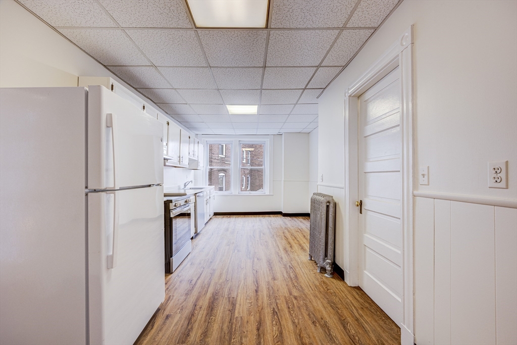 9 Clinton Path, Unit 1 Brookline, MA 02445 - Photo 20 of 30