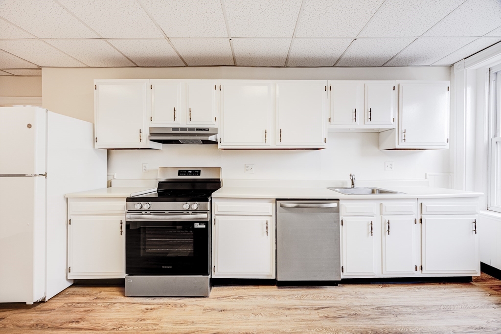 9 Clinton Path, Unit 1 Brookline, MA 02445 - Photo 24 of 30