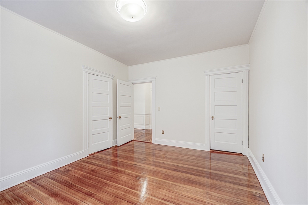 9 Clinton Path, Unit 1 Brookline, MA 02445 - Photo 7 of 30