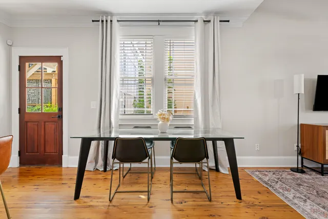 $4,995 | 4 Senate Street, Charleston, SC 29403