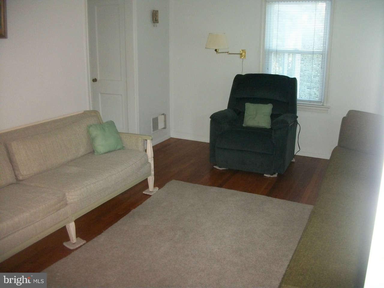 1502 Moffet Road Silver Spring, MD 20903 - Photo 20 of 22 Living Room1
