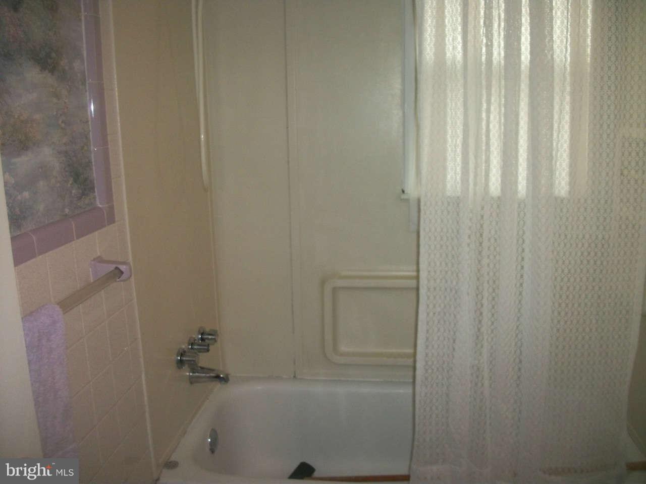 1502 Moffet Road Silver Spring, MD 20903 - Photo 9 of 22 Bath