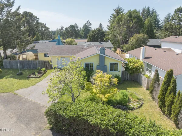 $379,000 | 1020 Southeast Ball Boulevard, Waldport, OR 97394