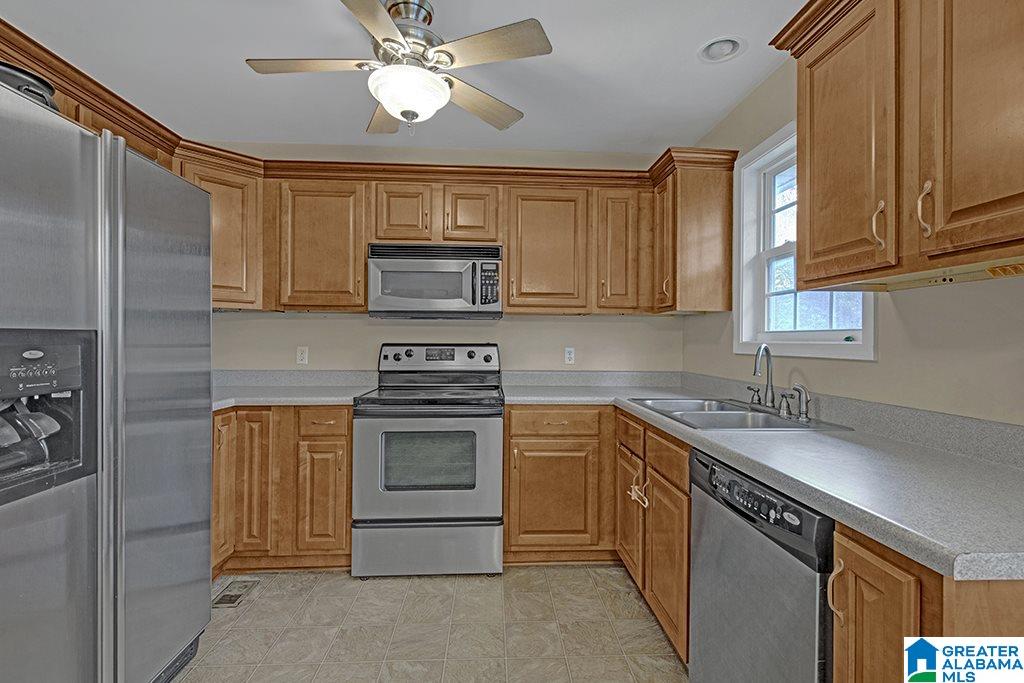 295 Abbey Road Warrior, AL 35180 - Photo 6 of 25