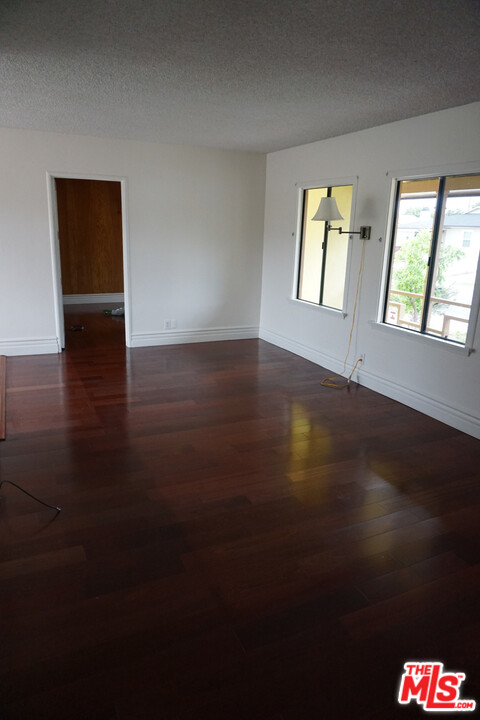 2068 Middlebrook Road Torrance, CA 90501 - Photo 5 of 14 Gallery Image 5