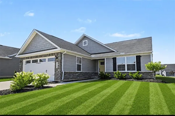 $324,500 | 4022 Lupine Way, Tipp City, OH 45371
