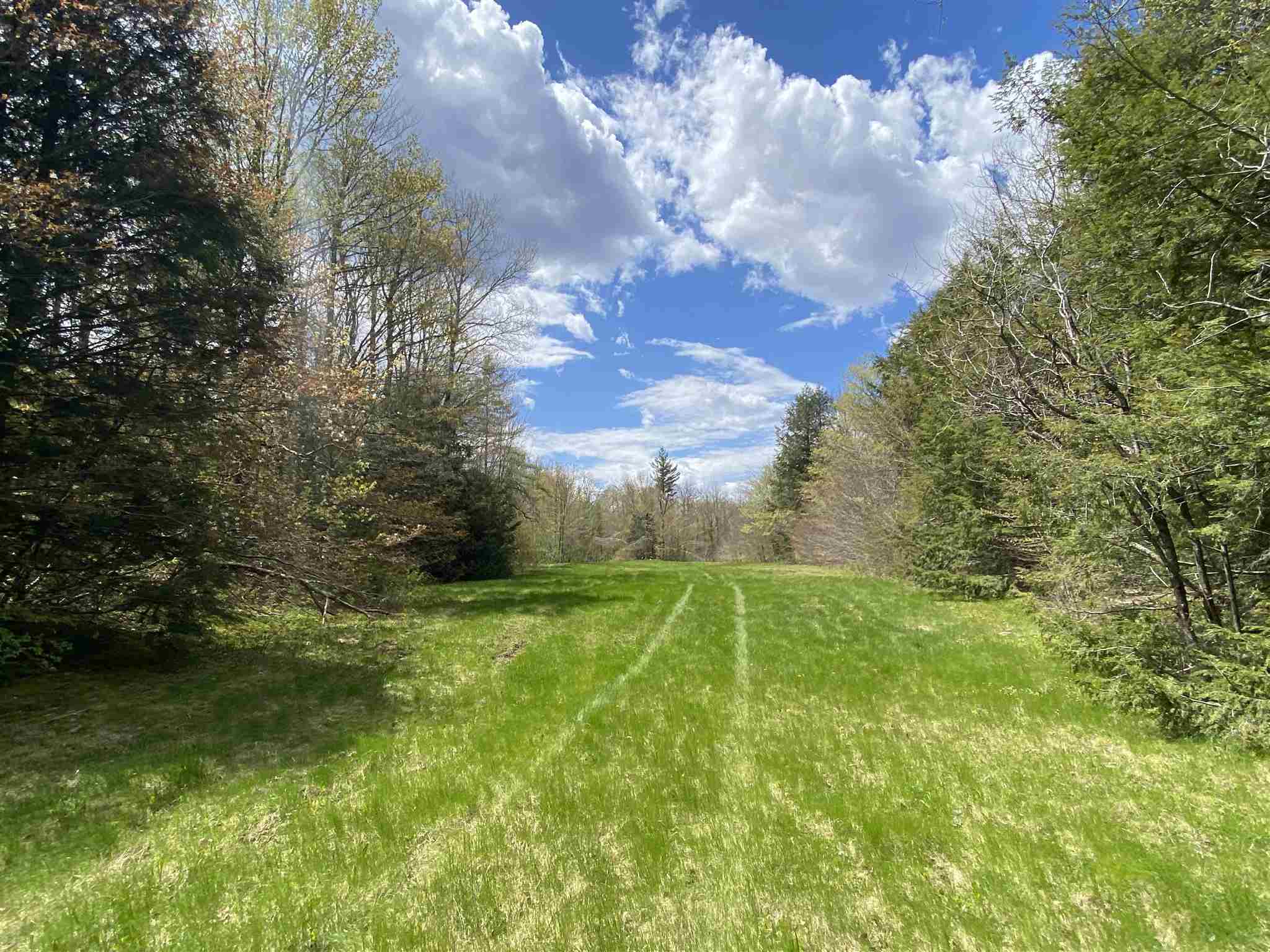 356 Stratton Arlington Road Wardsboro, VT 05360 - Photo 4 of 6