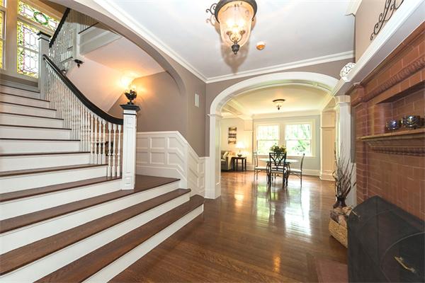 14 Winthrop Road Lexington, MA 02421 - Photo 2 of 30 Gallery Image 2