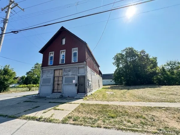 $225,000 | 221 Masten Avenue, Buffalo, NY 14208