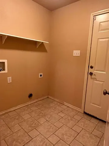 $3,495 | 10001 Hill Top Drive, Cleburne, TX 76033