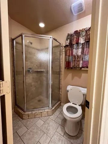 $3,495 | 10001 Hill Top Drive, Cleburne, TX 76033