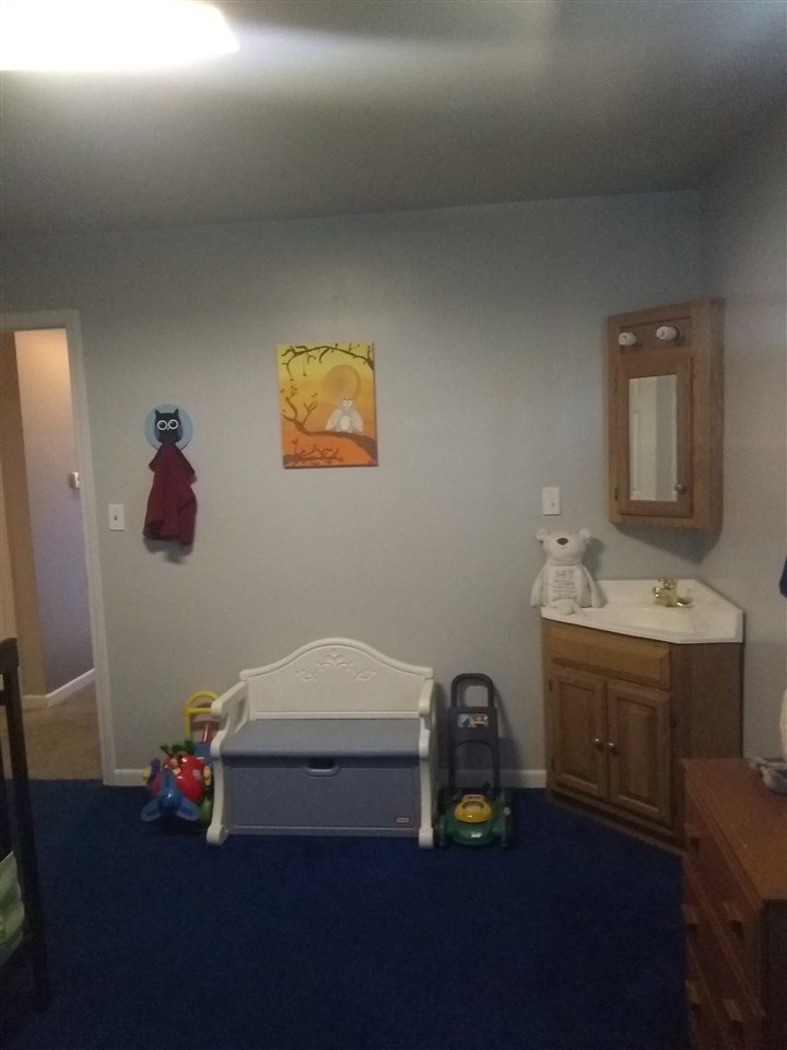 3770 South 41 Road Cadillac, MI 49601 - Photo 7 of 12 1878361-6.JPG