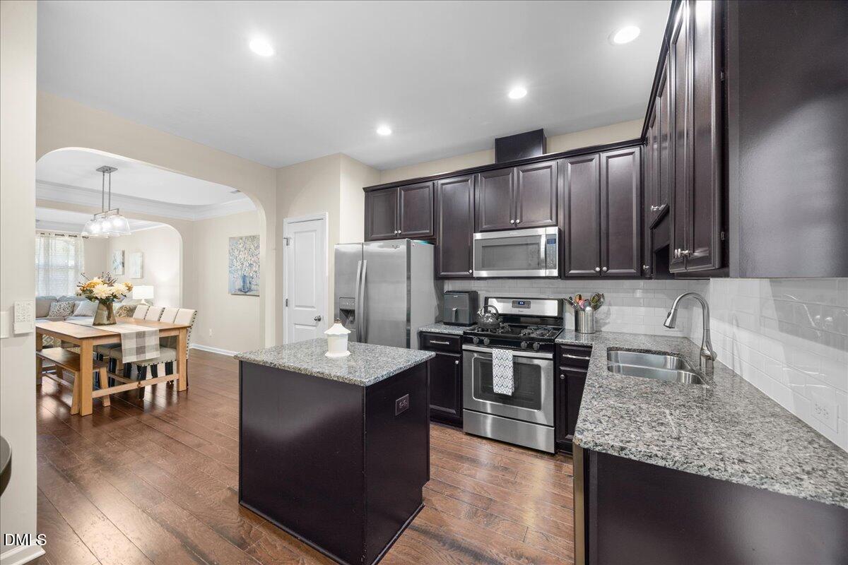 690 Wickham Ridge Road Apex, NC 27539 - Photo 9 of 23 9