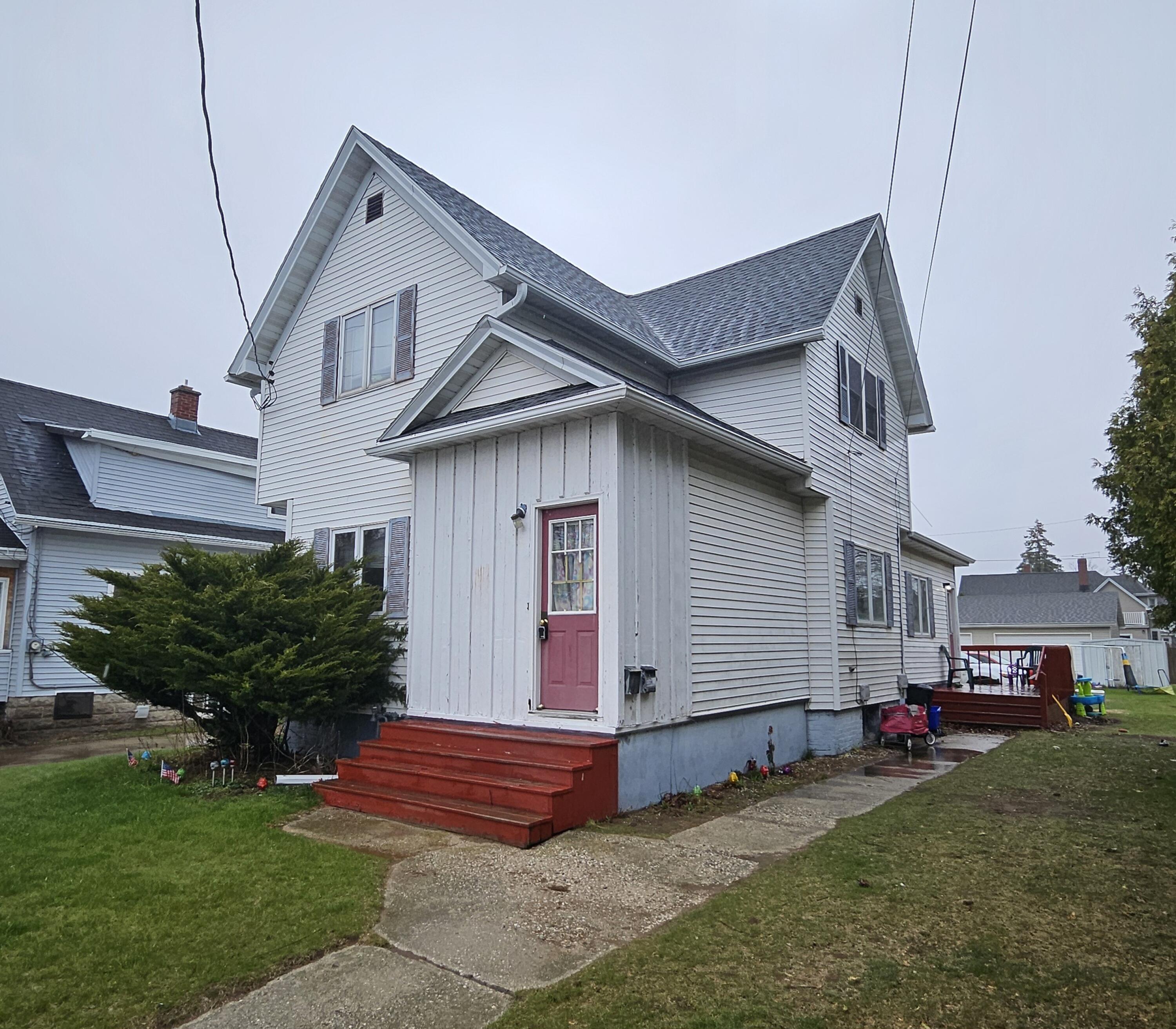 1412 23rd Street Two Rivers, WI 54241 - Photo 1 of 1 20250501_131824