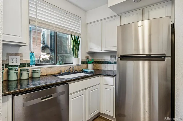 $250,000 | 303 West Lehow Avenue, Unit 4, Englewood, CO 80110