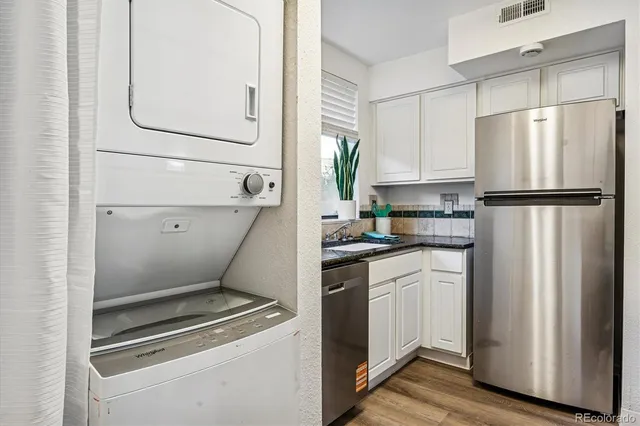 $250,000 | 303 West Lehow Avenue, Unit 4, Englewood, CO 80110