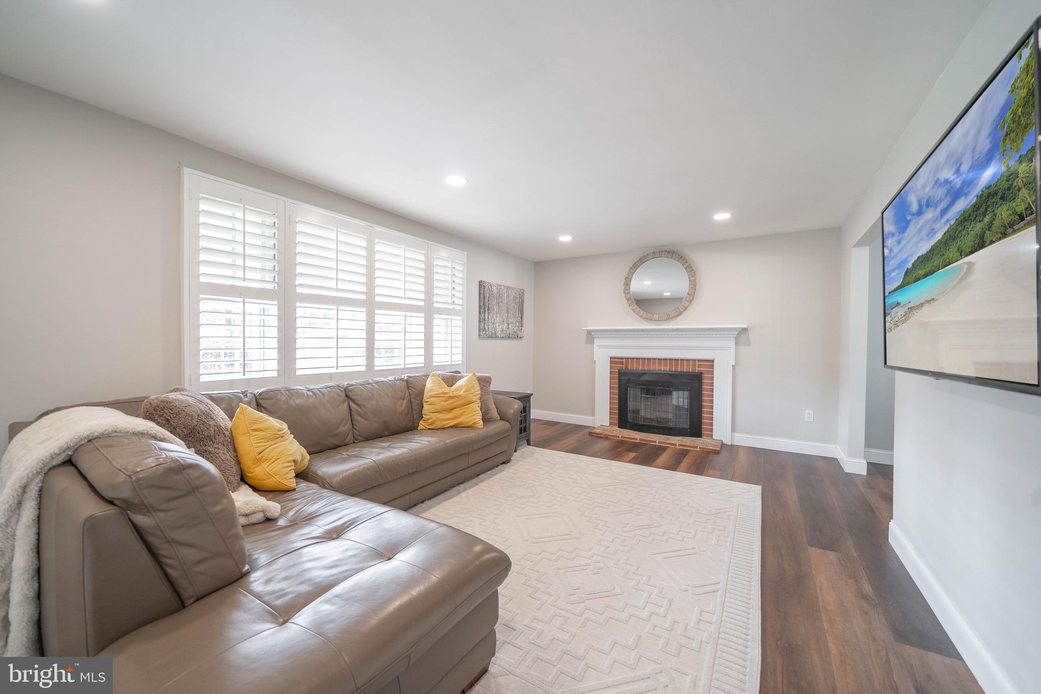 60 Forest Road Springfield, PA 19064 - Photo 4 of 30