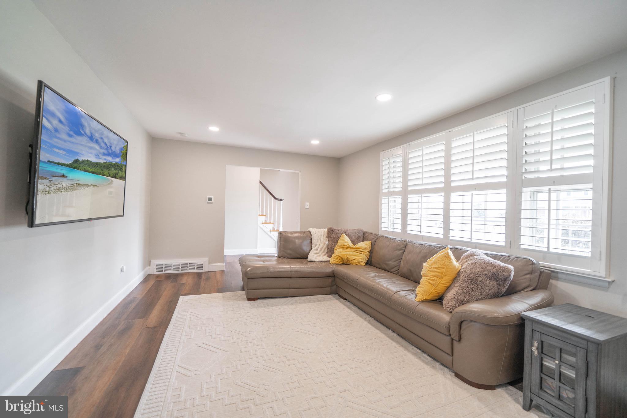 60 Forest Road Springfield, PA 19064 - Photo 5 of 30