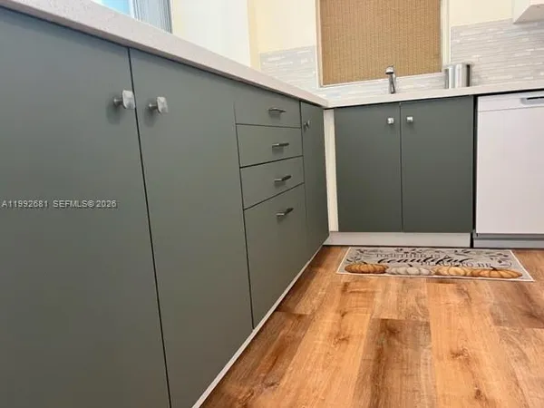$2,650 | 7900 Tatum Waterway Drive, Unit 503, Miami Beach, FL 33141